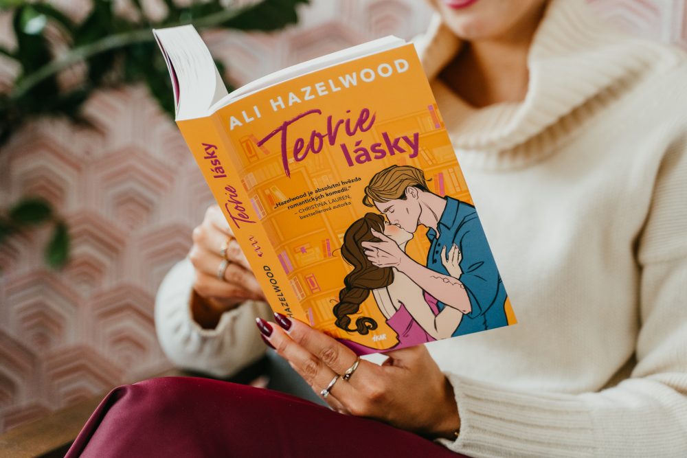 Ali Hazelwood – Teorie lásky