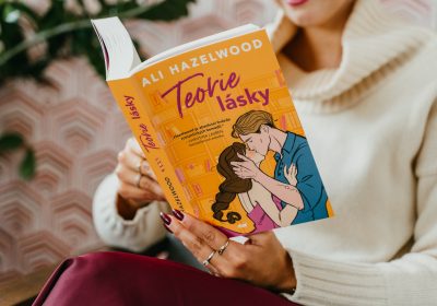 Ali Hazelwood – Teorie lásky