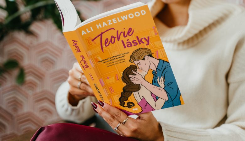 Ali Hazelwood – Teorie lásky