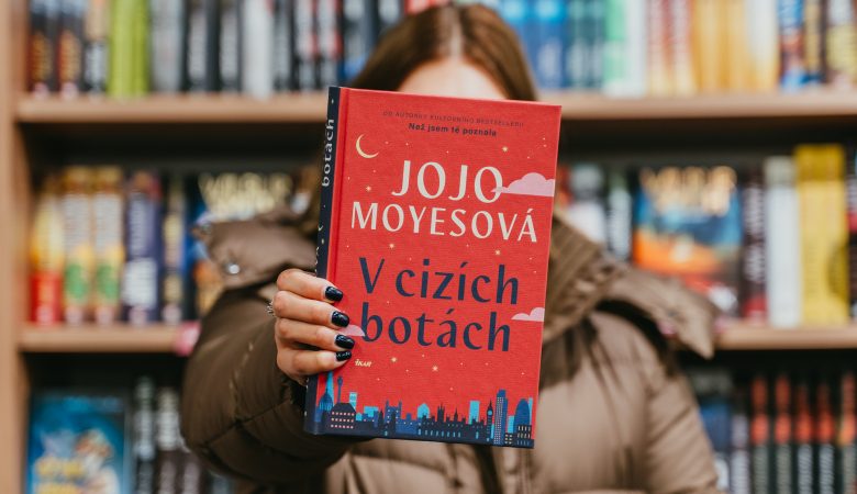 Jojo Moyesová – V cizích botách